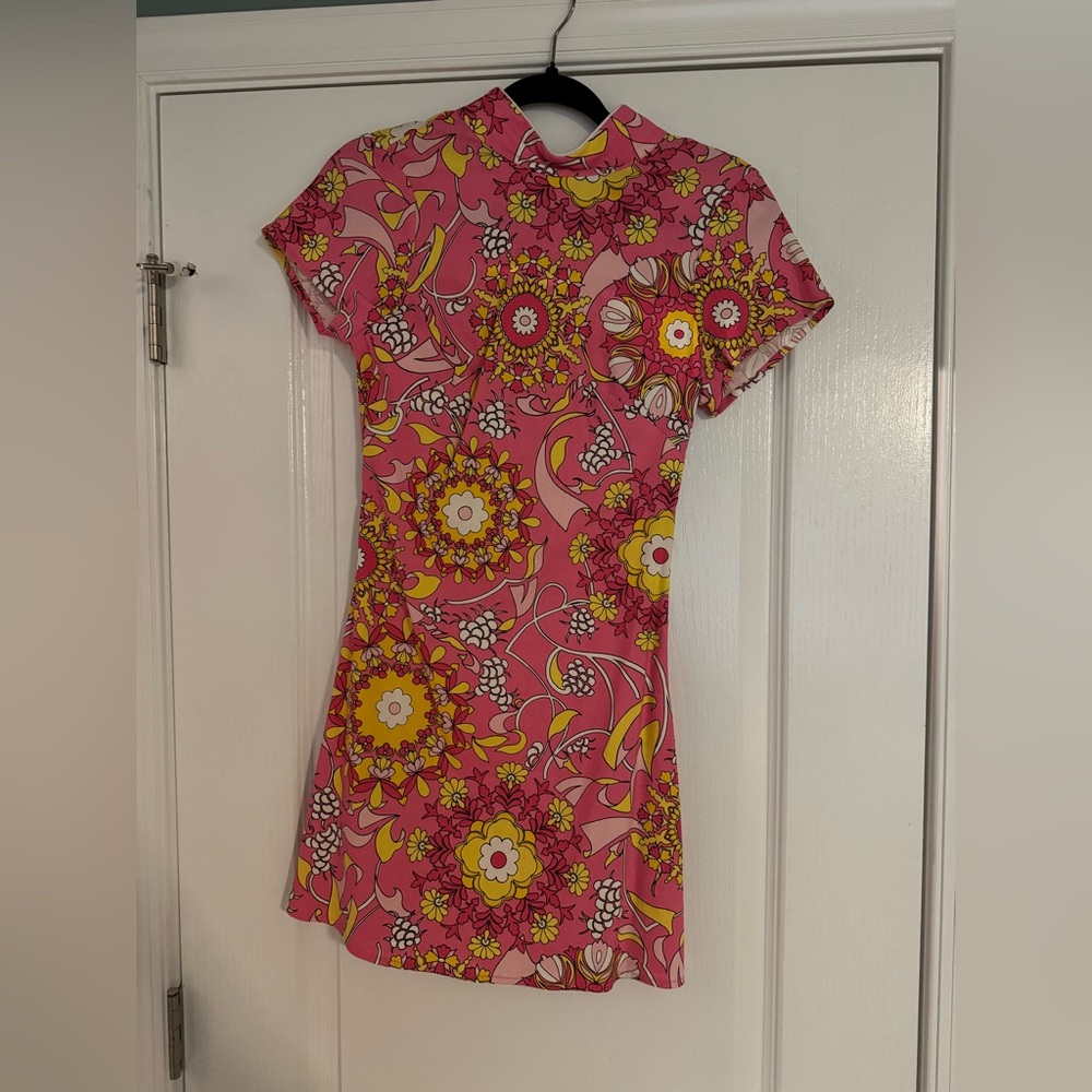 RARE! NWOT RIXO for Target Pink Floral Short Sleeve Shift Dress